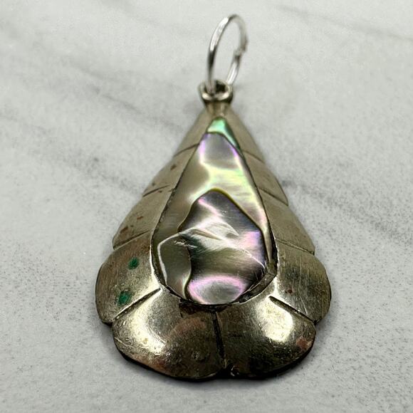 Vintage Alpaca Mexico Silver Tone Abalone Shell Inlay Upcycled Pendant - Picture 5 of 9